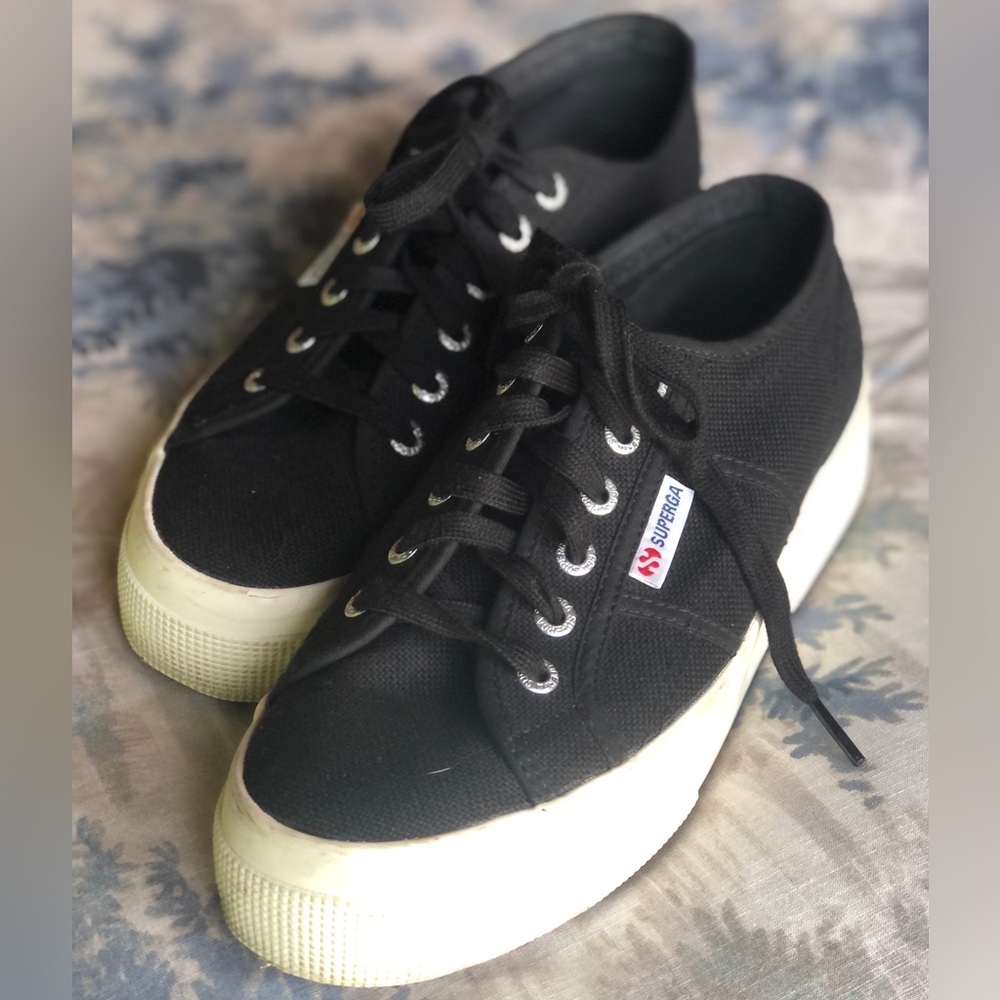 Superga 2740 Platform Sneakers - size 9 womens